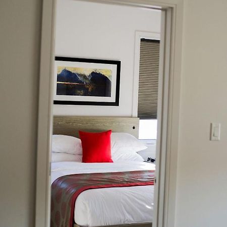 Ramada By Wyndham Fort Mcmurray Zewnętrze zdjęcie