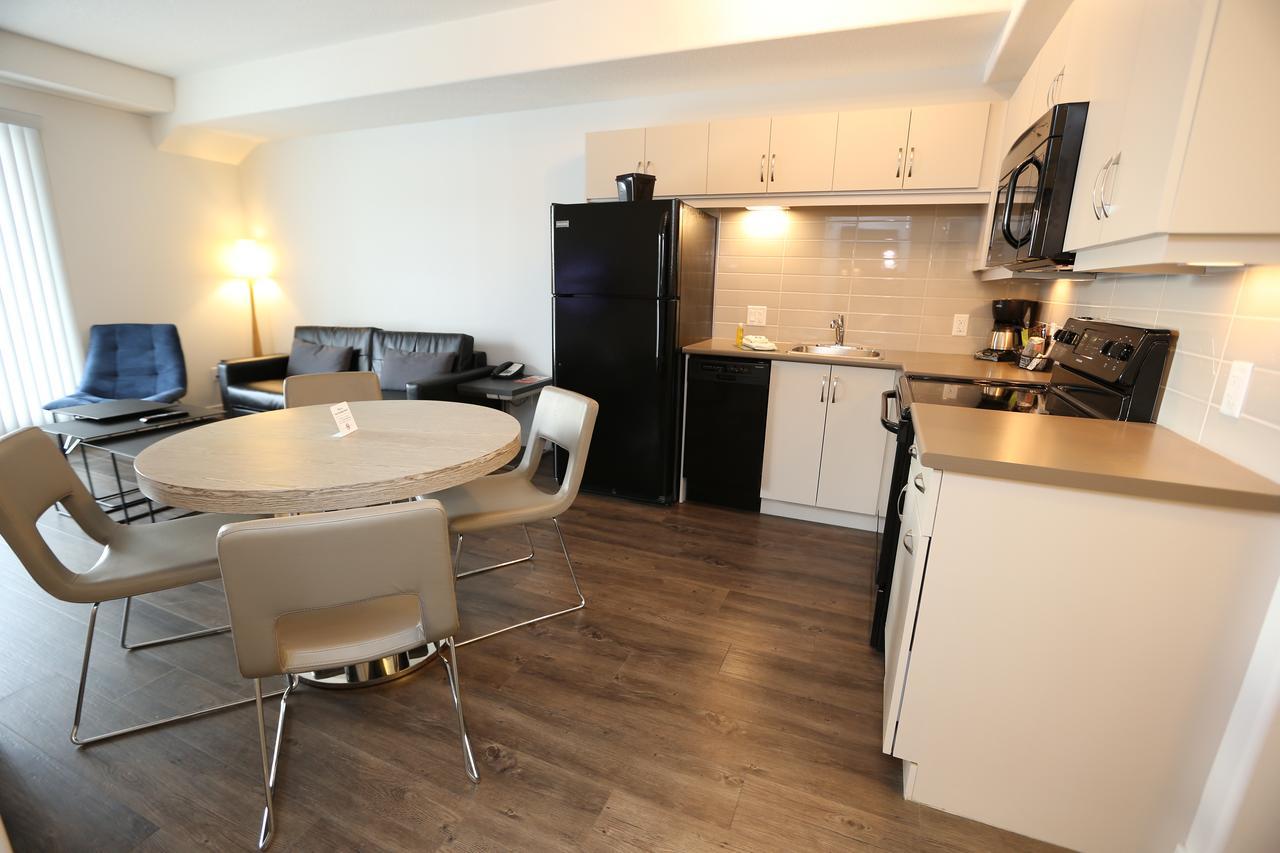 Ramada By Wyndham Fort Mcmurray Zewnętrze zdjęcie