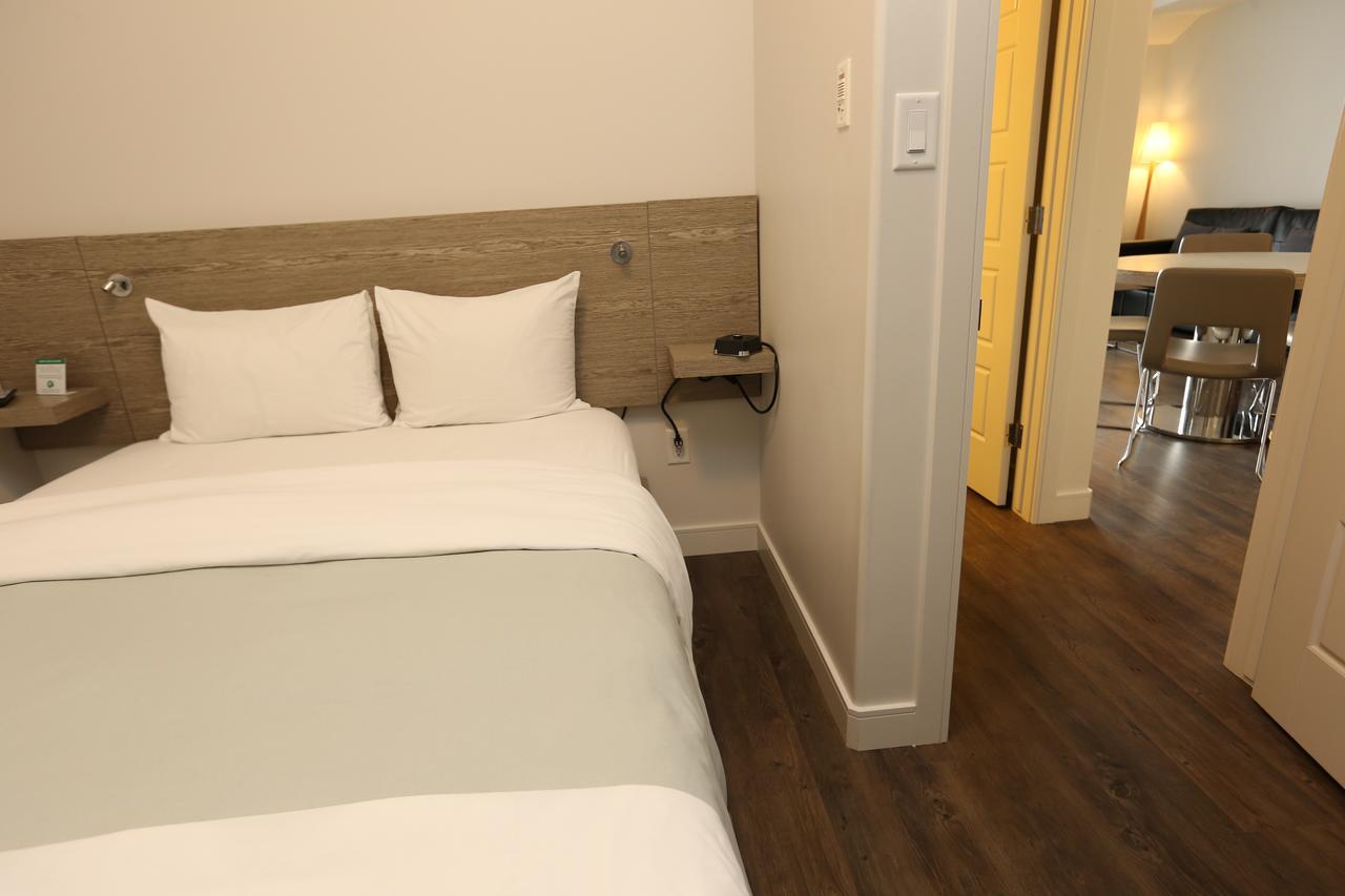 Ramada By Wyndham Fort Mcmurray Zewnętrze zdjęcie
