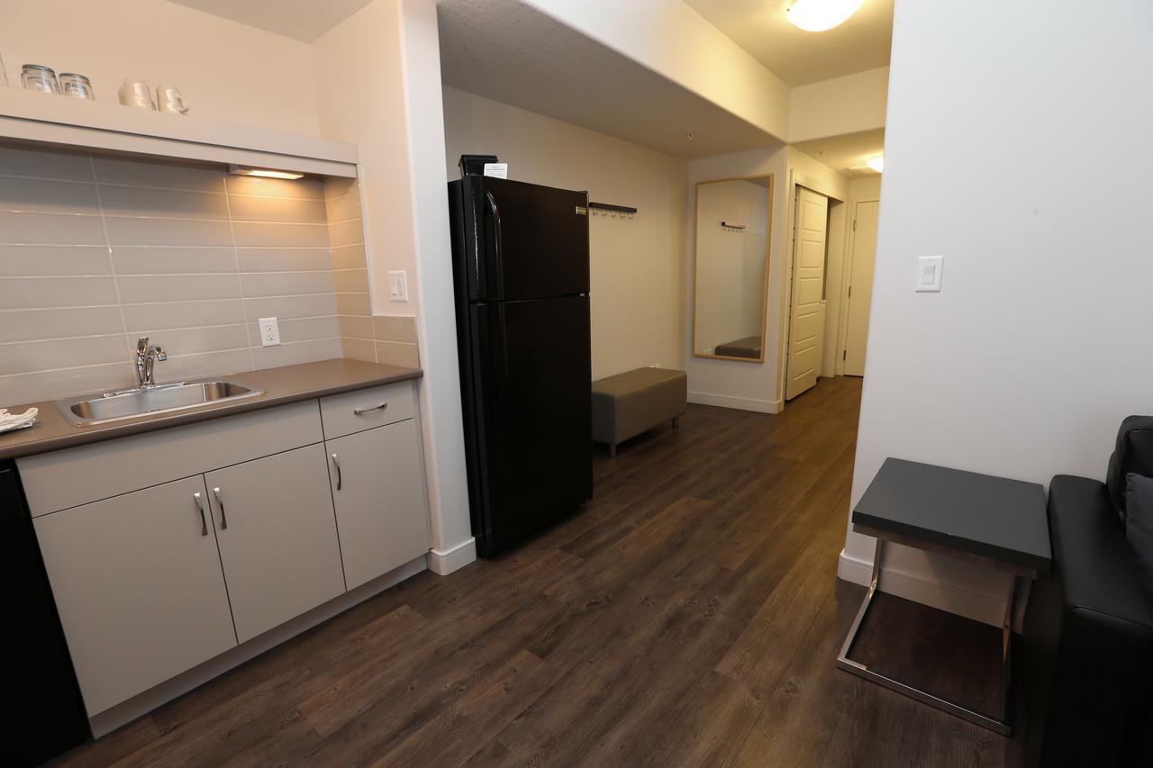 Ramada By Wyndham Fort Mcmurray Zewnętrze zdjęcie