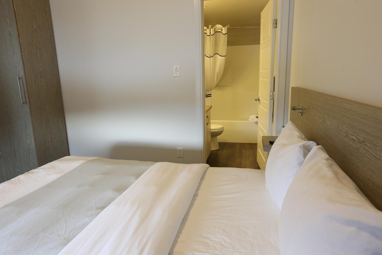 Ramada By Wyndham Fort Mcmurray Zewnętrze zdjęcie